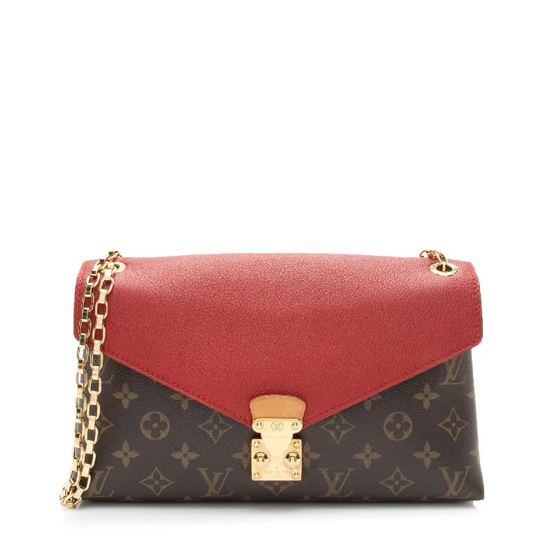 Louis Vuitton Monogram Canvas Pallas Chain Shoulder Bag