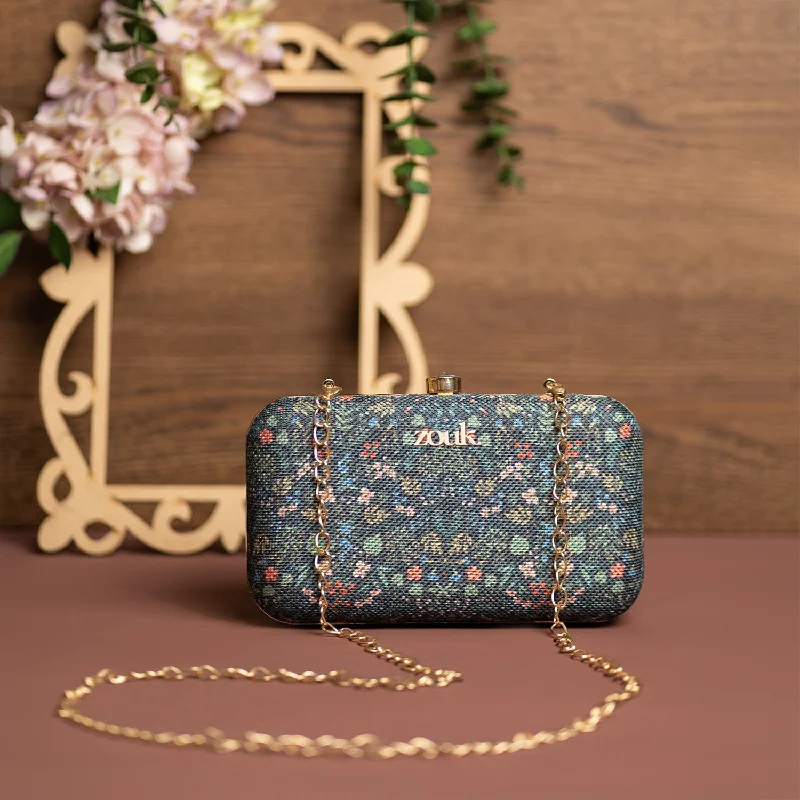 Kashmir Royals Clutch